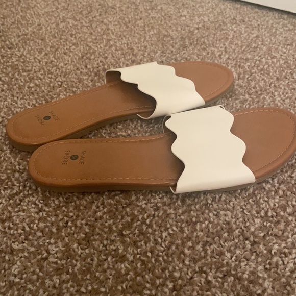 Sandals - Picture 3 of 3
